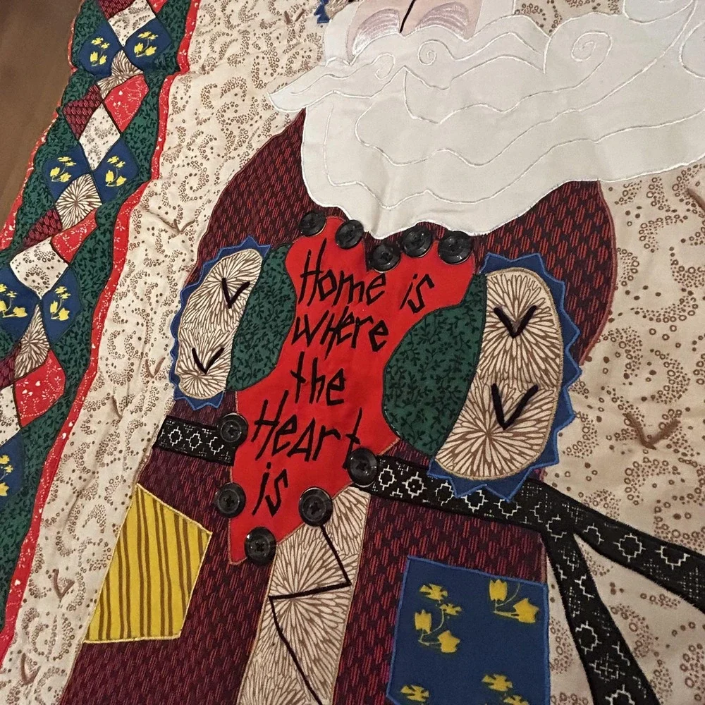 Vintage Midwest Cannon Falls Santa‎ Quilt Wall Hanging 43x30 USA Home Heart Xmas
